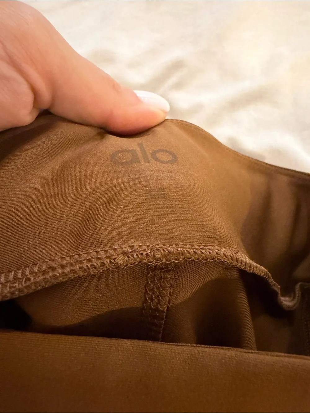 ALO Yoga Airlift High-Waist 7/8 Charmer Legging